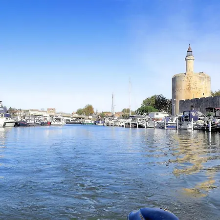 Stunning In With Wifi Holiday home Aigues-Mortes